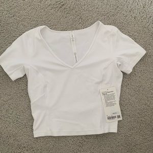 Lululemon Nulu Cropped Slim Yoga SS - White Size 8